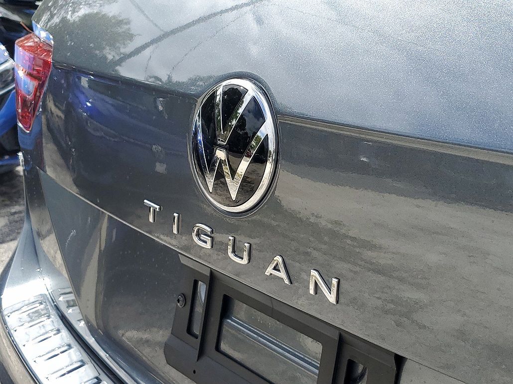 2024 Volkswagen Tiguan SE image 4