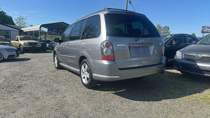 2004 Mazda MPV