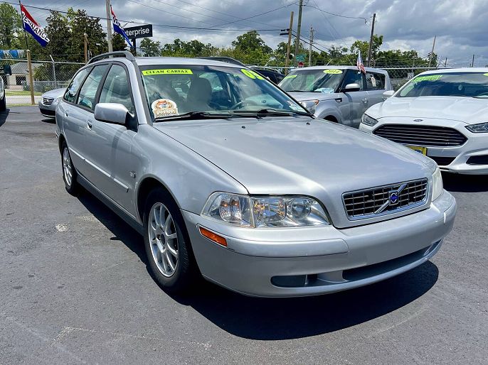 2003 Volvo V40