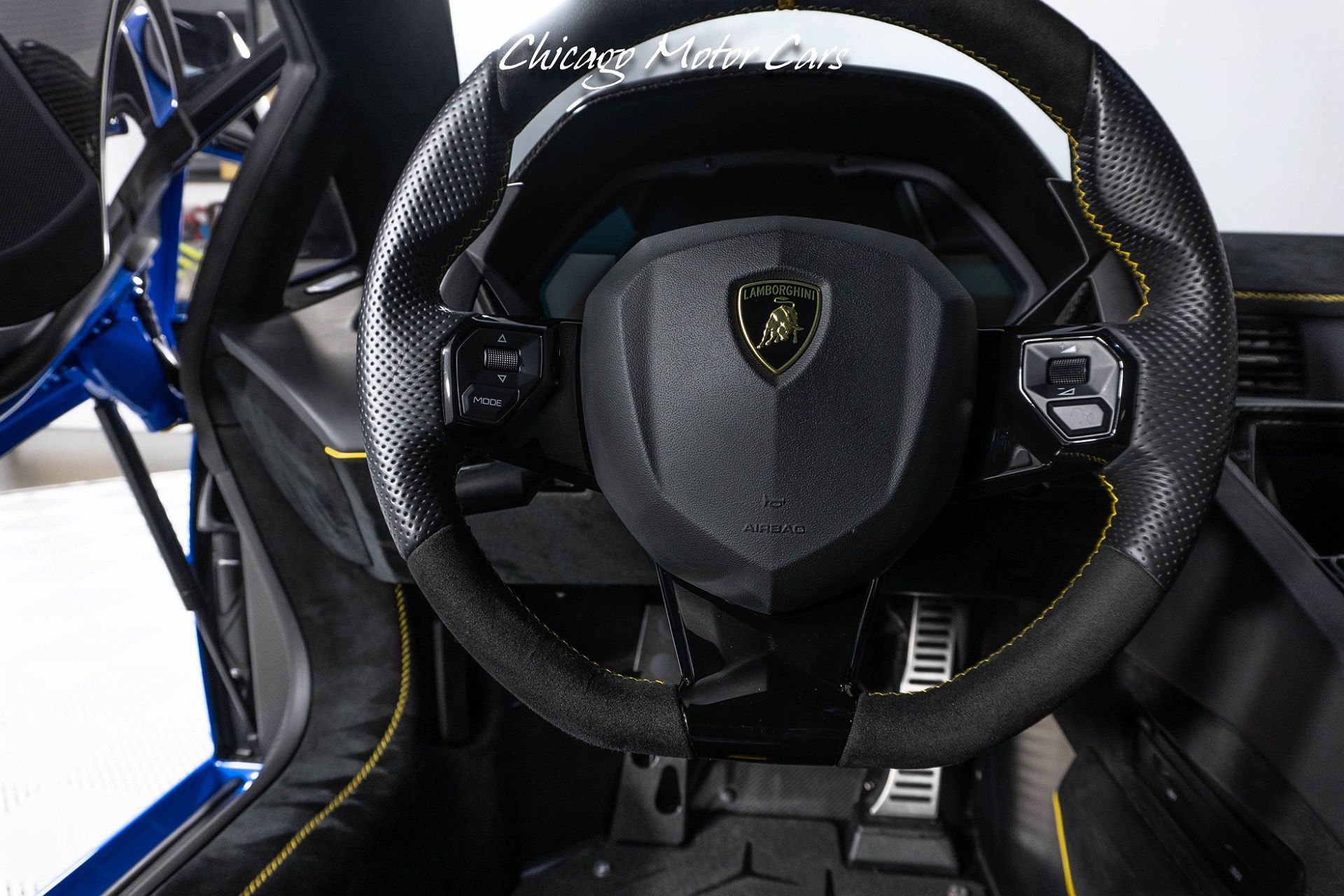 2021 Lamborghini Aventador SVJ image 29