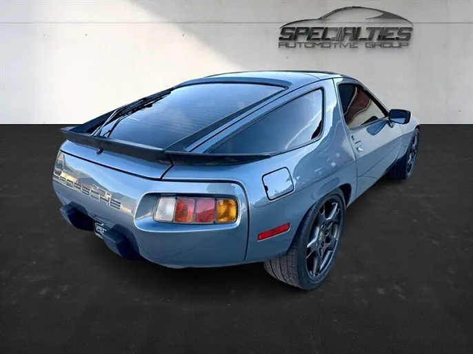 1984 Porsche 928