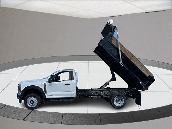 2023 Ford F-550