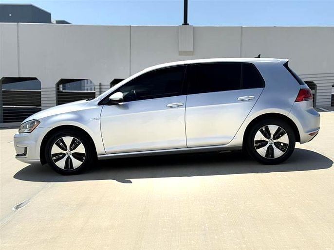 2016 Volkswagen e-Golf