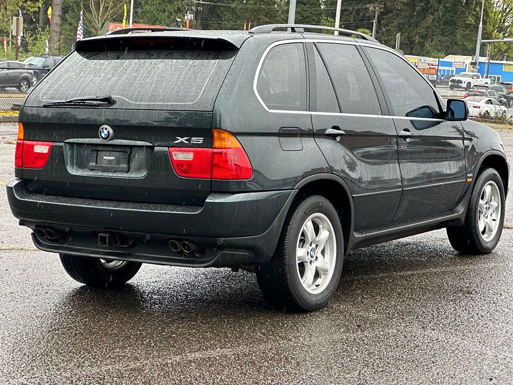 2001 BMW X5 4.4i image 3