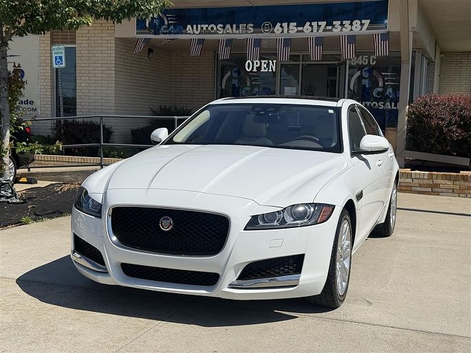 2017 Jaguar XF