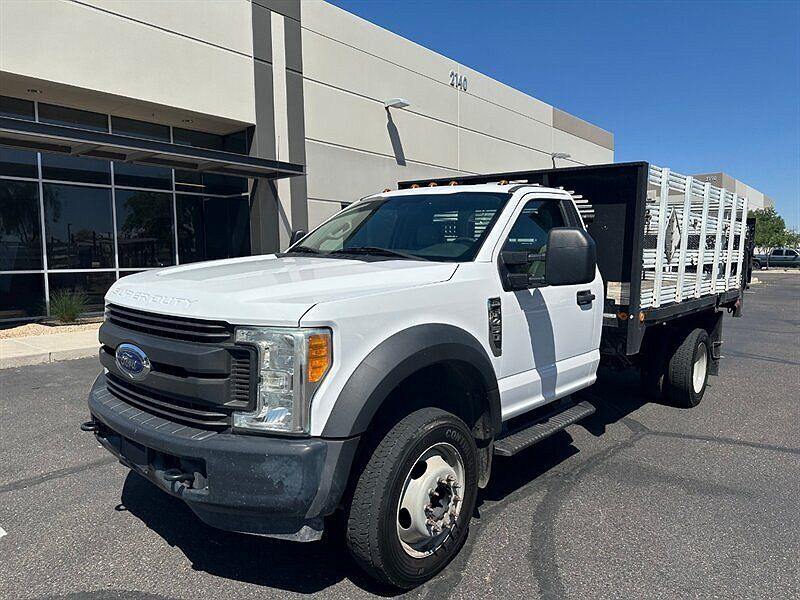 2017 Ford F-450 XL image 0