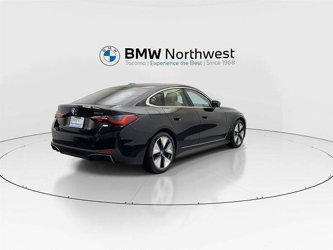 2025 BMW i4