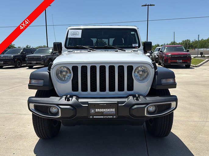 2023 Jeep Gladiator