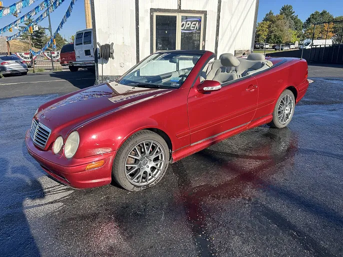 2000 Mercedes-Benz CLK