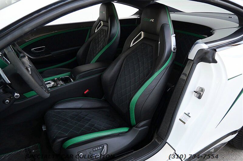2015 Bentley Continental GT3-R image 16