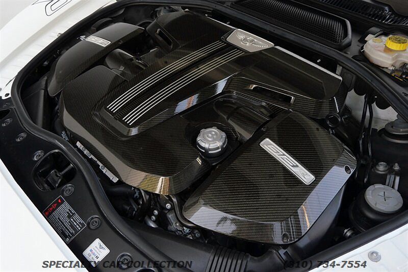 2015 Bentley Continental GT3-R image 24