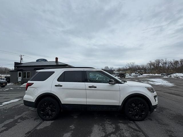 2019 Ford Explorer
