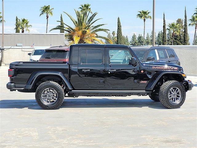 2024 Jeep Gladiator Mojave image 3