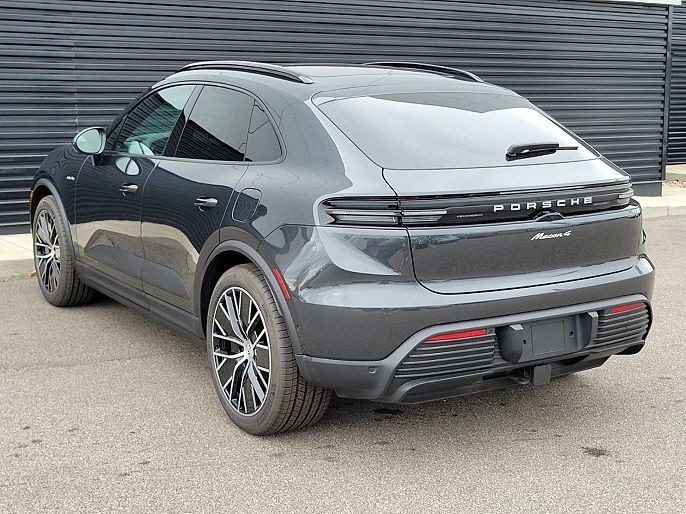 2024 Porsche Macan