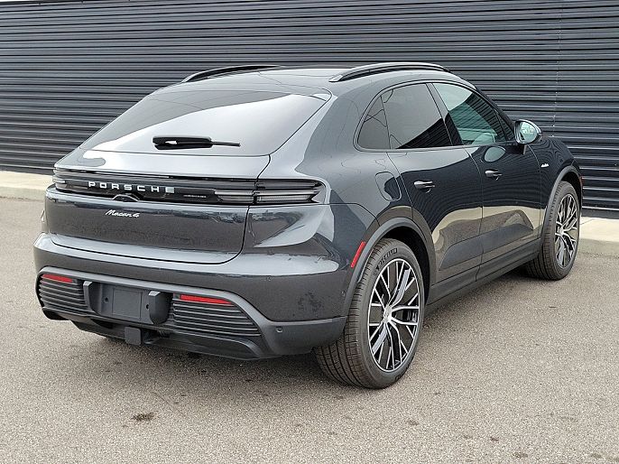2024 Porsche Macan