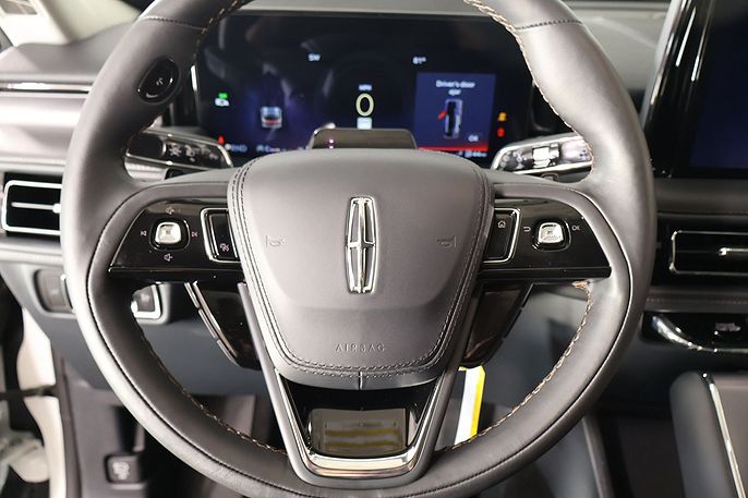 2027 Lincoln Aviator
