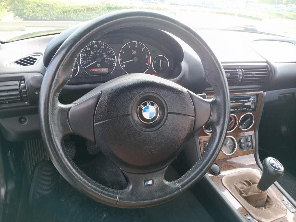 2001 BMW Z3 2.5i image 13