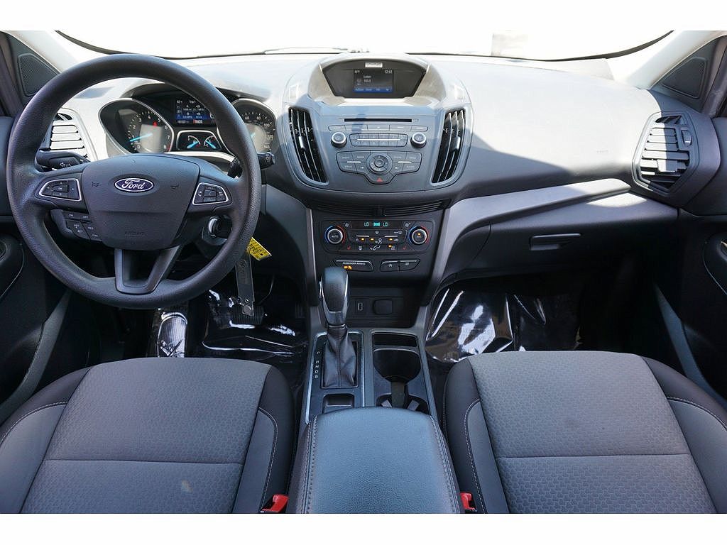 2018 Ford Escape SE image 1