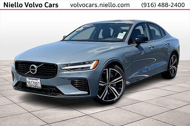 2022 Volvo S60