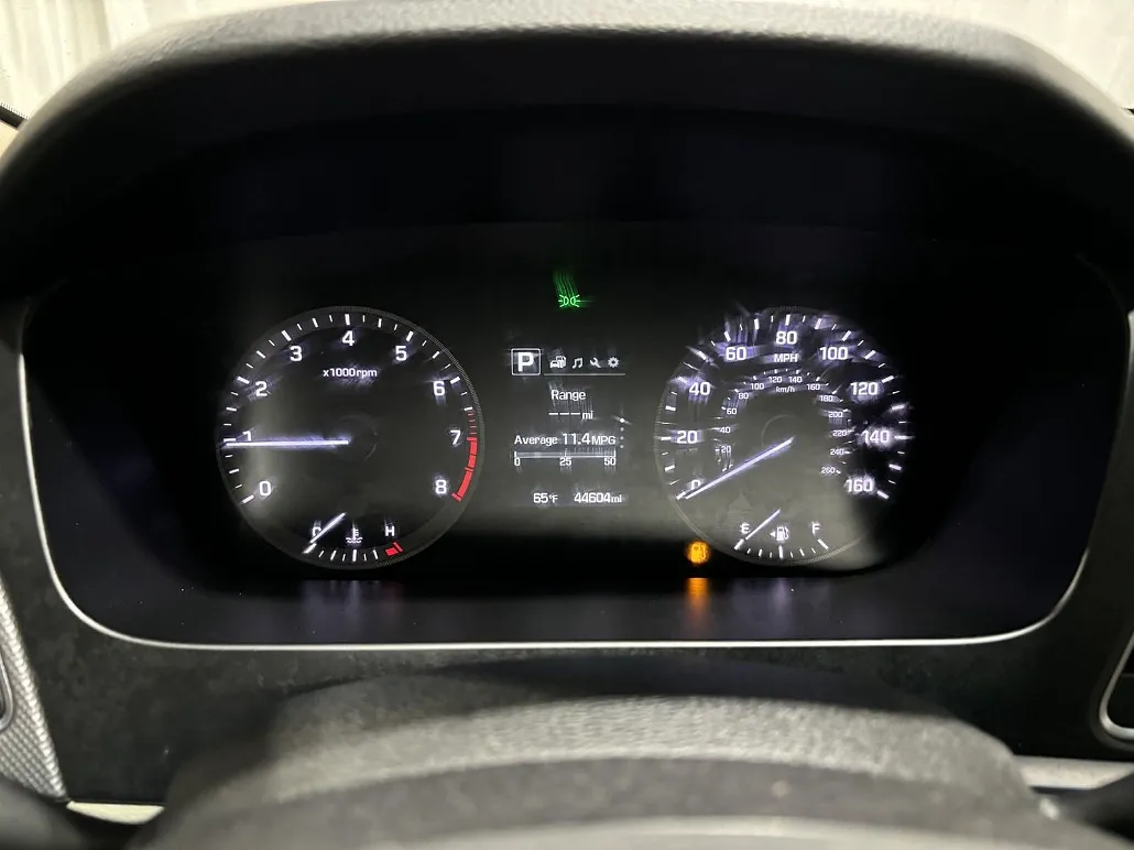 2015 Hyundai Sonata SE image 2