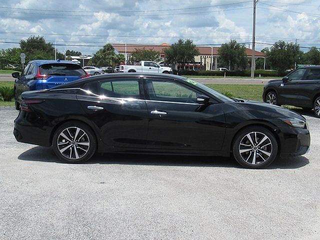 2023 Nissan Maxima