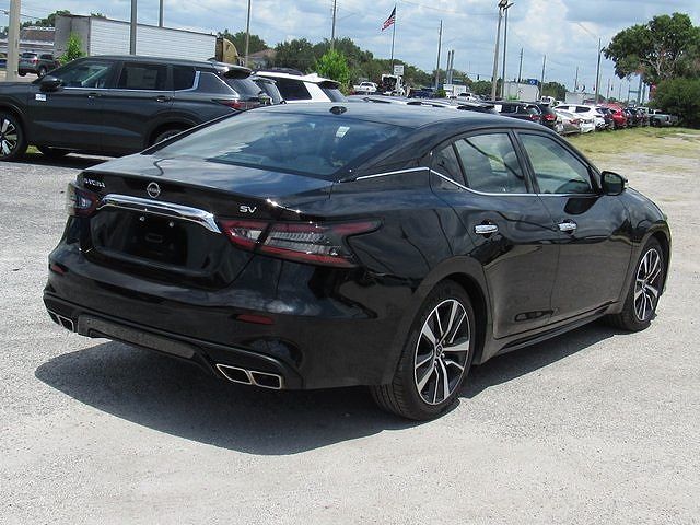 2023 Nissan Maxima