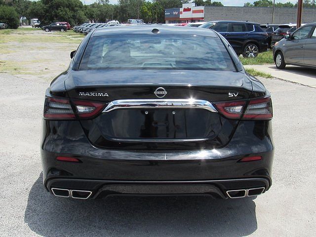2023 Nissan Maxima