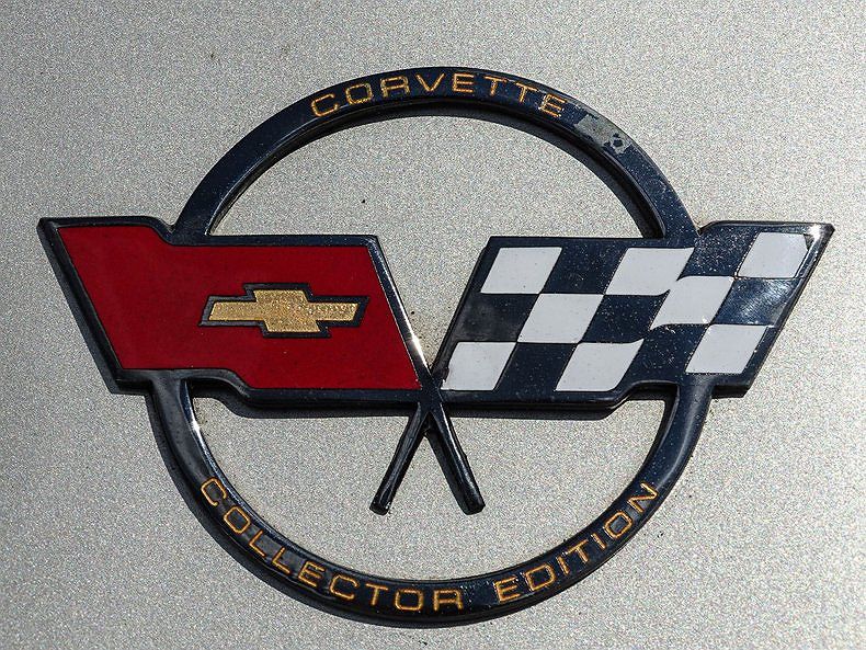 1982 Chevrolet Corvette null image 25