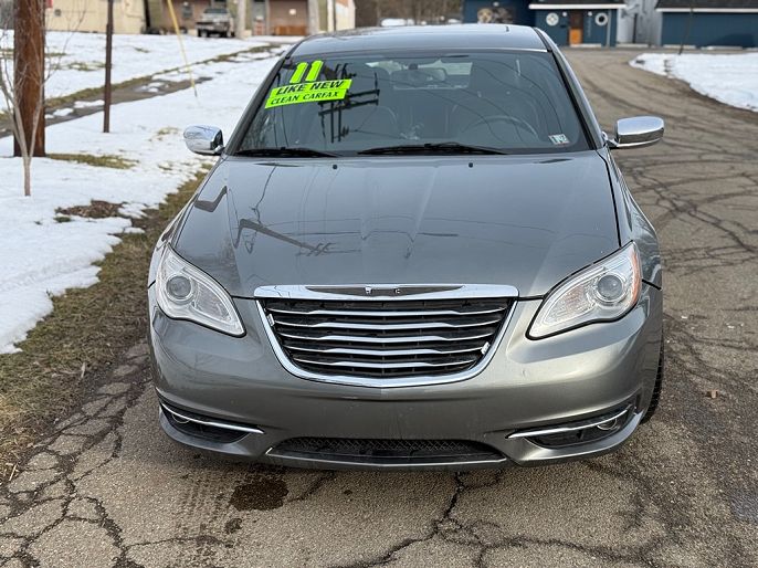 2011 Chrysler 200