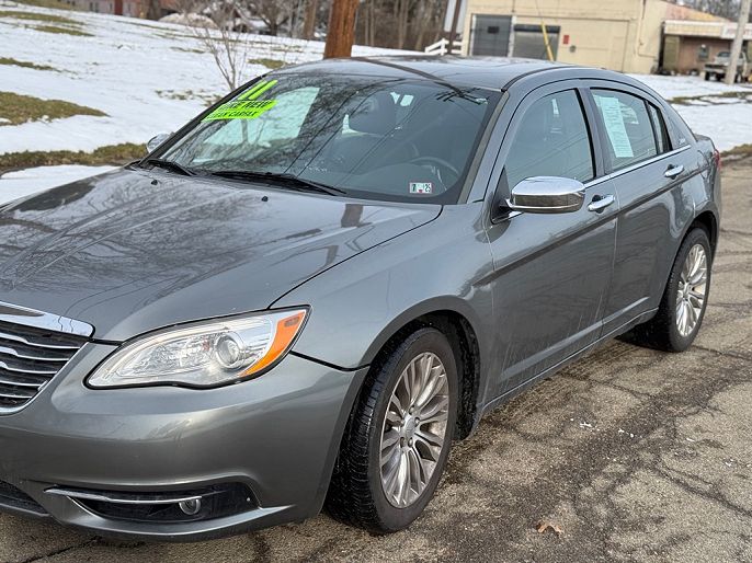 2011 Chrysler 200