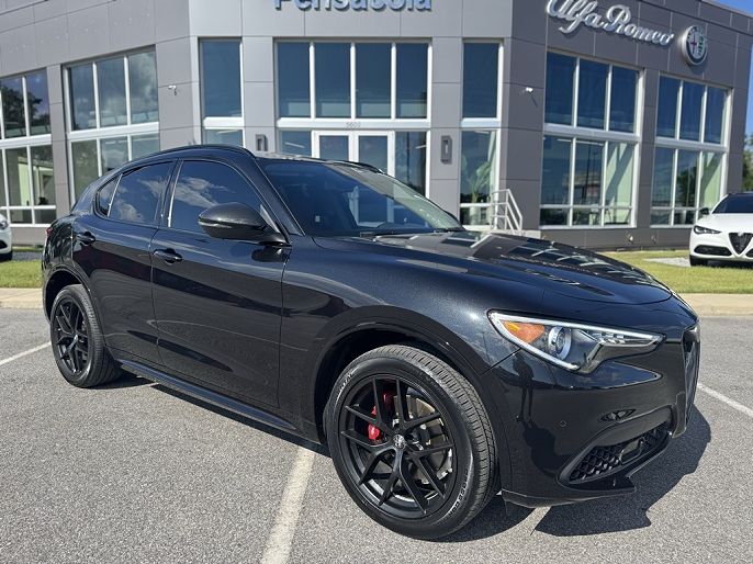 2021 Alfa Romeo Stelvio