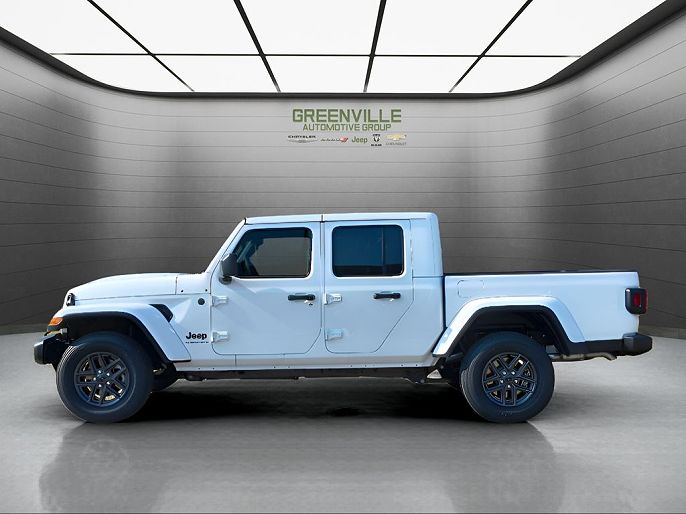 2025 Jeep Gladiator