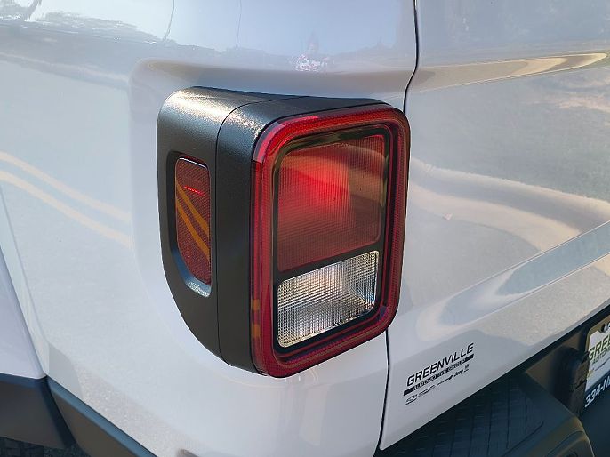 2025 Jeep Gladiator