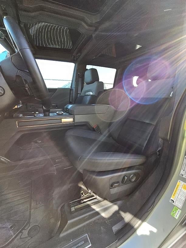 2024 GMC Hummer EV