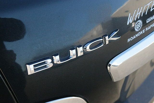 2010 Buick LaCrosse CXL image 8