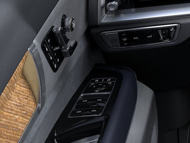 2026 Cadillac Vistiq