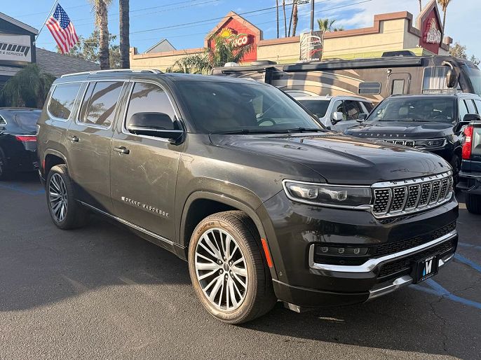 2022 Jeep Grand Wagoneer