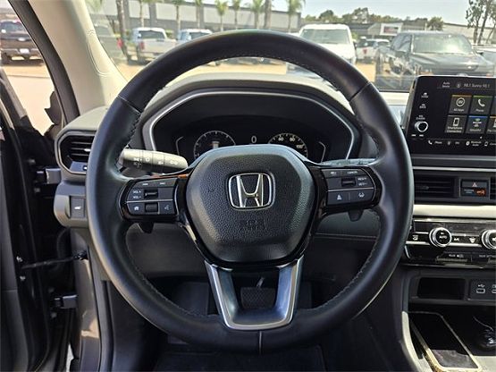 2024 Honda Pilot EX-L photo 11