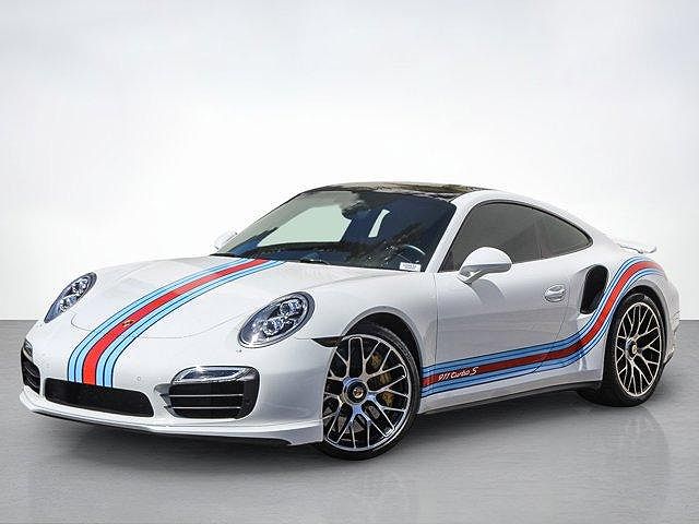 2015 Porsche 911 Turbo S image 0