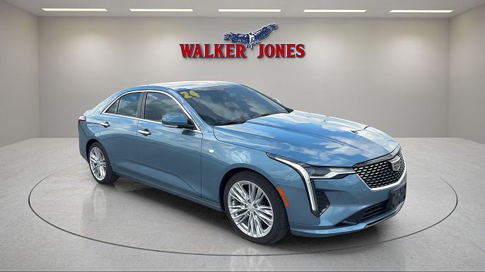 2024 Cadillac CT4