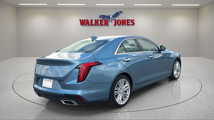 2024 Cadillac CT4