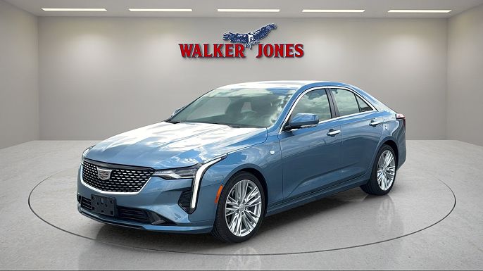 2024 Cadillac CT4