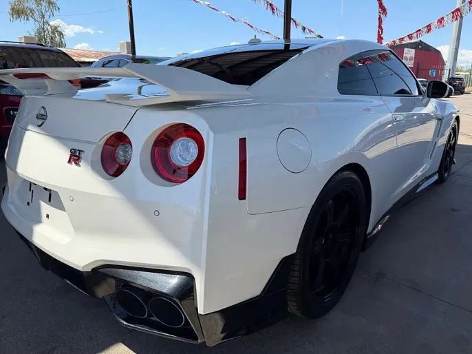 2024 Nissan GT-R