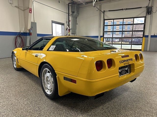 1995 Chevrolet Corvette Base image 7