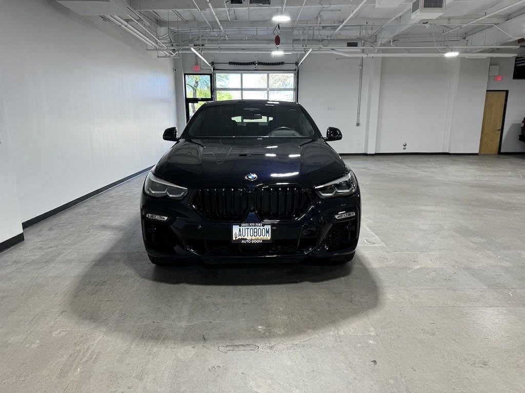 2021 BMW X6 M50i image 3