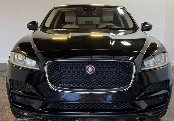 2018 Jaguar F-Pace