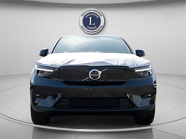 2024 Volvo C40