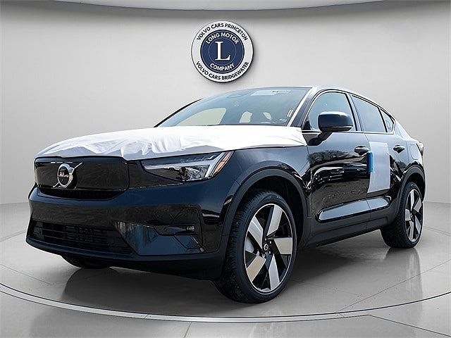 2024 Volvo C40