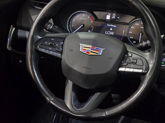 2022 Cadillac XT4 Premium Luxury photo 9
