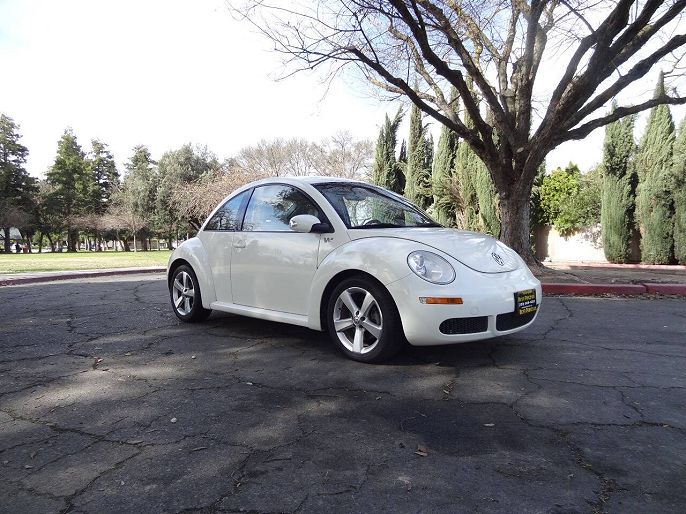 2008 Volkswagen New Beetle